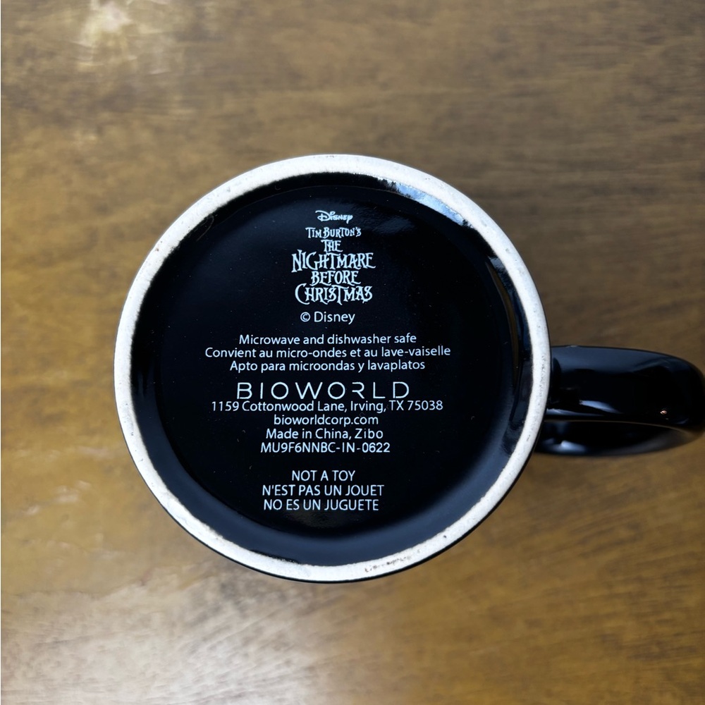 Bioworld Black Nightmare Before Christmas Mug - Picture 5 of 5